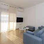Sea View Luxury Apartament Wlora