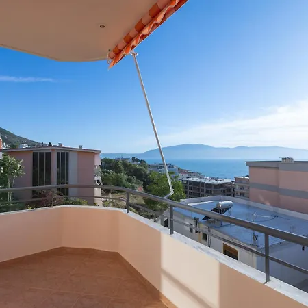 Sea View Luxury Apartament Wlora