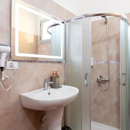 Sea View Luxury Apartament Wlora