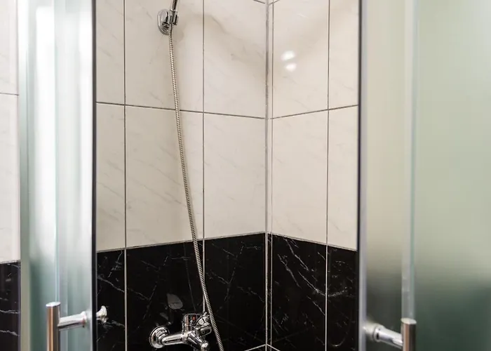 Sea View Luxury Apartment Vlorë