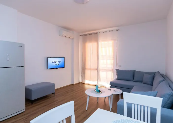 Sea View Luxury Apartment Vlorë